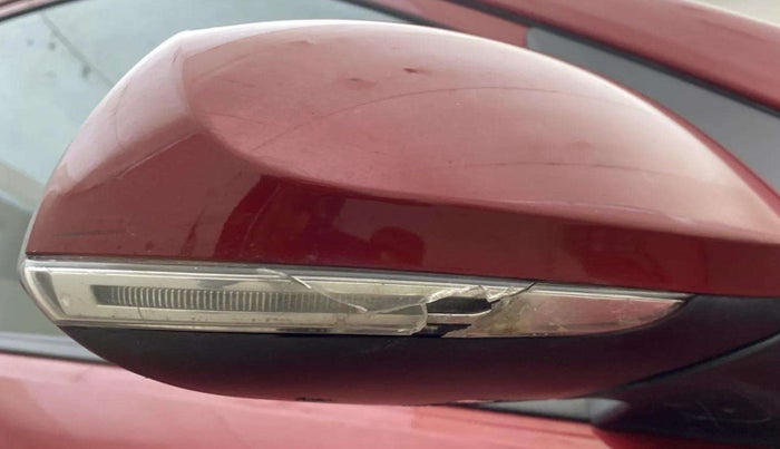 2019 Hyundai NEW SANTRO ASTA MT, Petrol, Manual, 19,587 km, Right rear-view mirror - Indicator light has minor damage