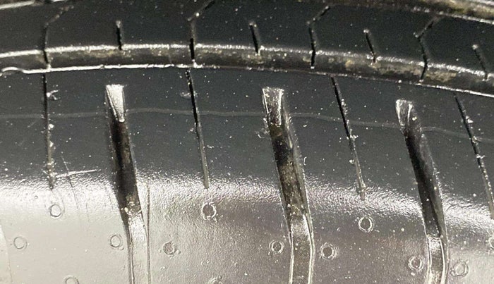2023 Tata PUNCH ADVENTURE AMT, Petrol, Automatic, 6,383 km, Left Front Tyre Tread