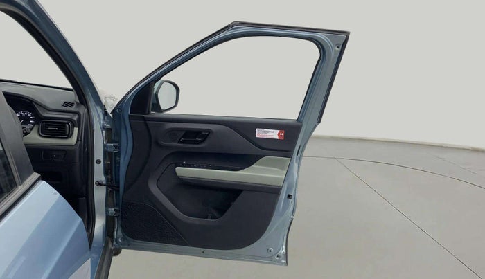 2023 Tata PUNCH ADVENTURE AMT, Petrol, Automatic, 6,383 km, RHS Front Door
