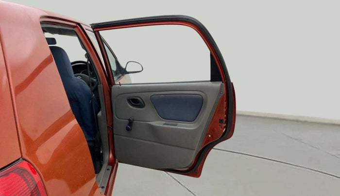 2014 Maruti Alto K10 VXI, Petrol, Manual, 62,275 km, RHS Rear Door