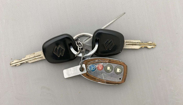 2014 Maruti Alto K10 VXI, Petrol, Manual, 62,275 km, Key Close Up