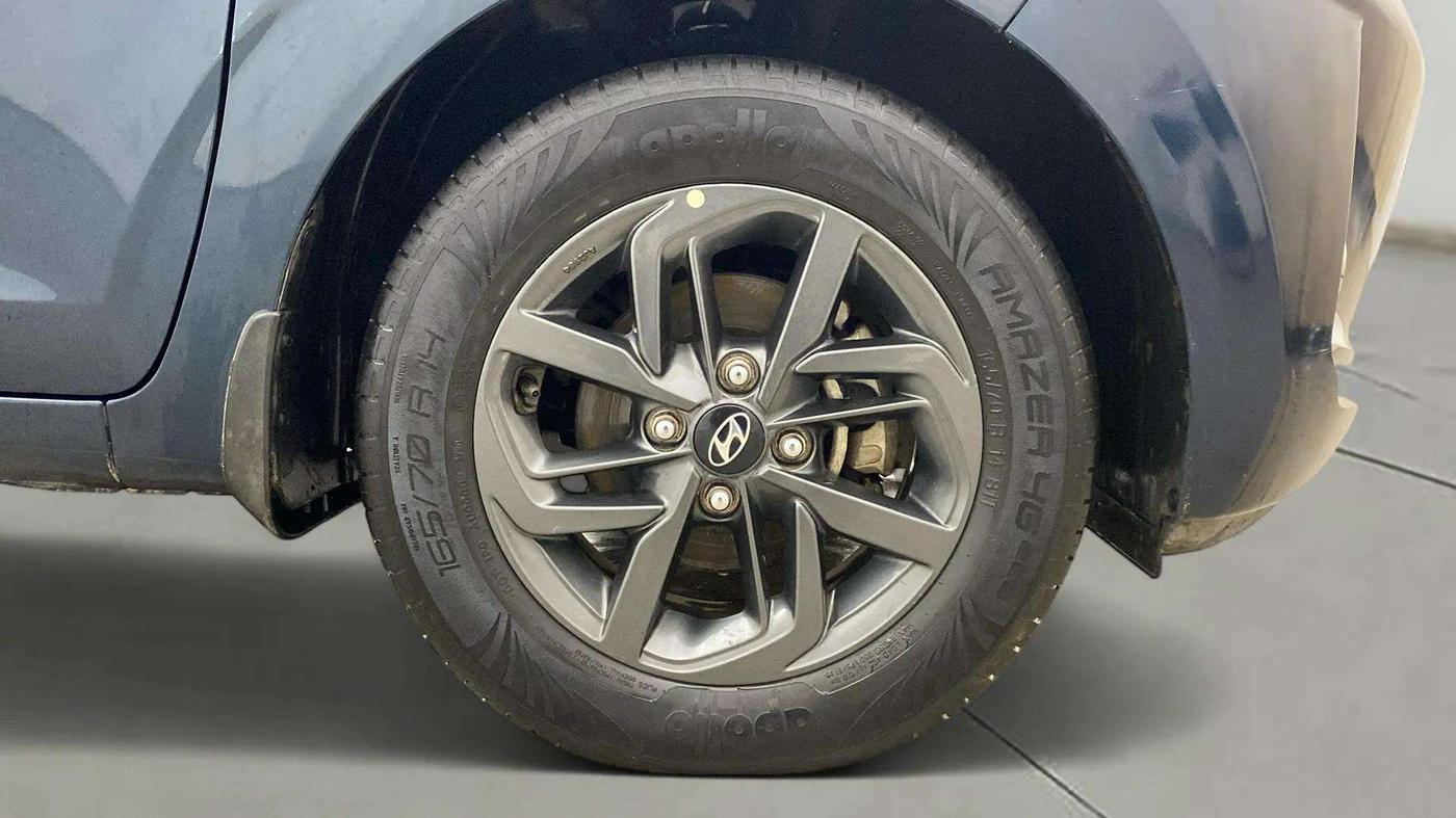 2020 Hyundai GRAND I10 NIOS SPORTZ AMT 1.2 KAPPA VTVT, Petrol, Automatic, 27,048 km, Right Front Wheel