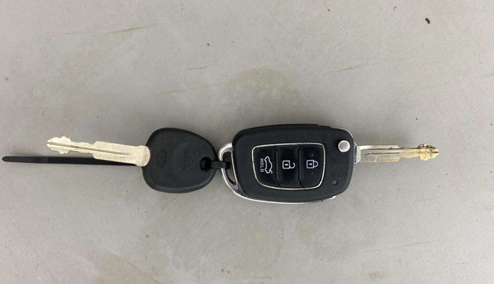 2020 Hyundai GRAND I10 NIOS SPORTZ AMT 1.2 KAPPA VTVT, Petrol, Automatic, 27,011 km, Key Close Up