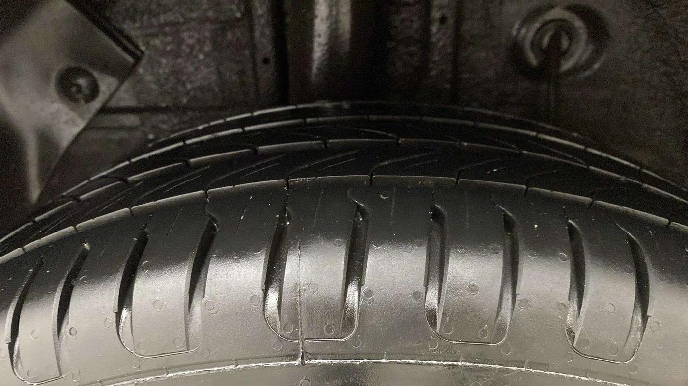 2018 Hyundai Elite i20 ASTA 1.2, Petrol, Manual, 55,502 km, Right Rear Tyre Tread