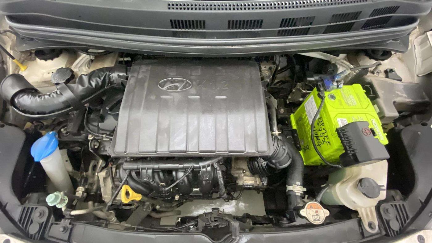 2019 Hyundai Xcent S 1.2, Petrol, Manual, 7,715 km, Engine View