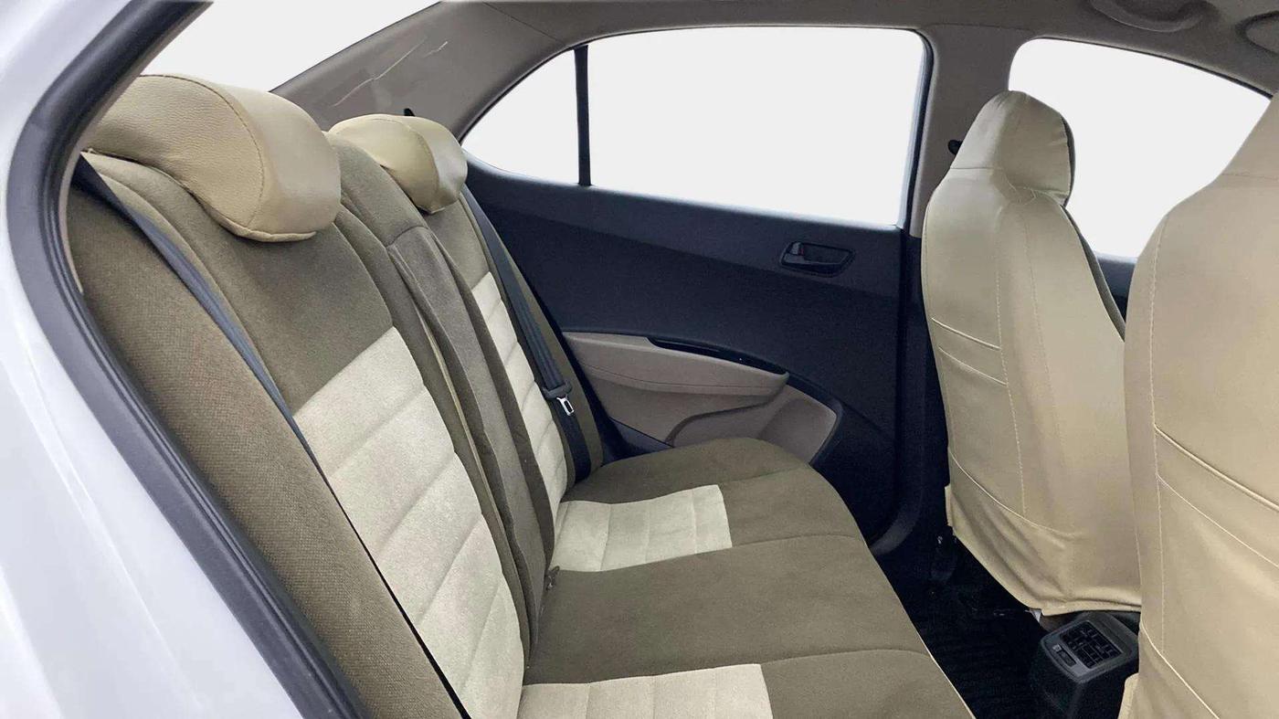 2019 Hyundai Xcent S 1.2, Petrol, Manual, 7,715 km, Right Side Rear Door Cabin