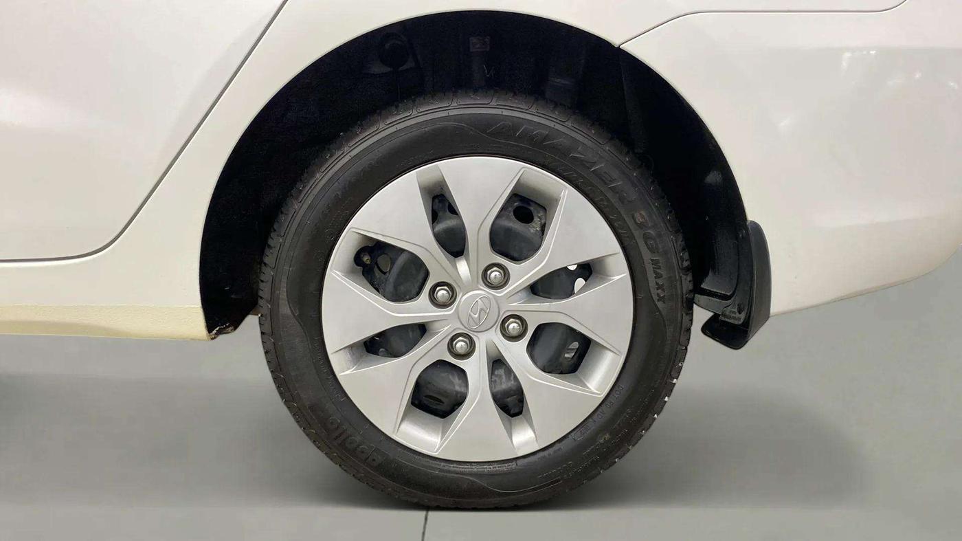 2019 Hyundai Xcent S 1.2, Petrol, Manual, 7,715 km, Left Rear Wheel