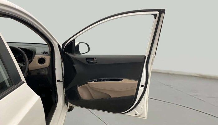 2019 Hyundai Xcent S 1.2, Petrol, Manual, 7,562 km, RHS Front Door