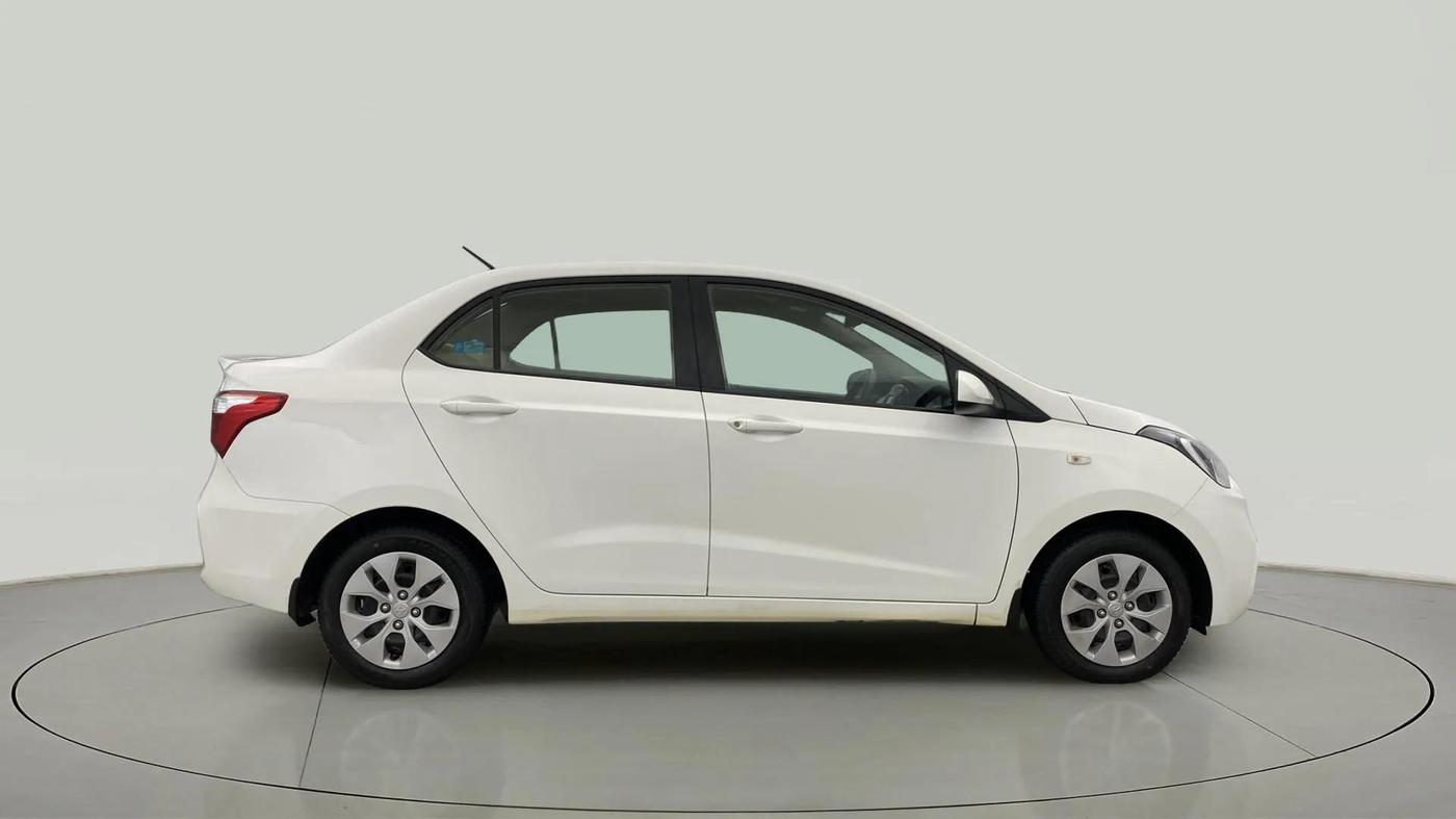 2019 Hyundai Xcent S 1.2, Petrol, Manual, 7,715 km, Right Side View