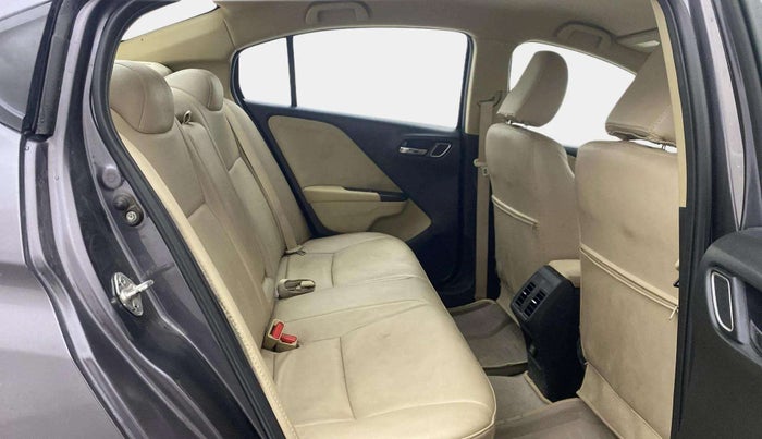 2018 Honda City 1.5L I-VTEC V MT, Petrol, Manual, 43,266 km, Right Side Rear Door Cabin