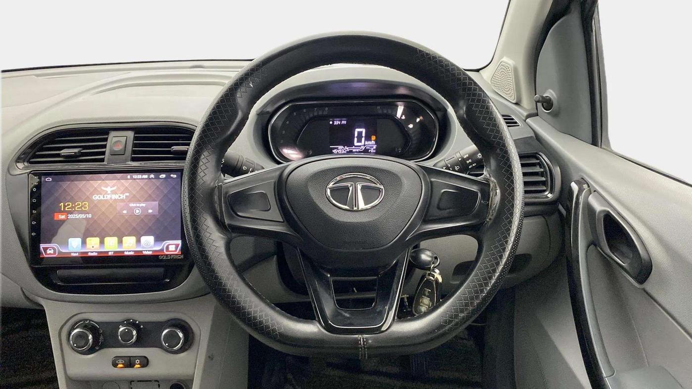 2021 Tata TIGOR XE PETROL, Petrol, Manual, 45,501 km, Steering Wheel Close Up