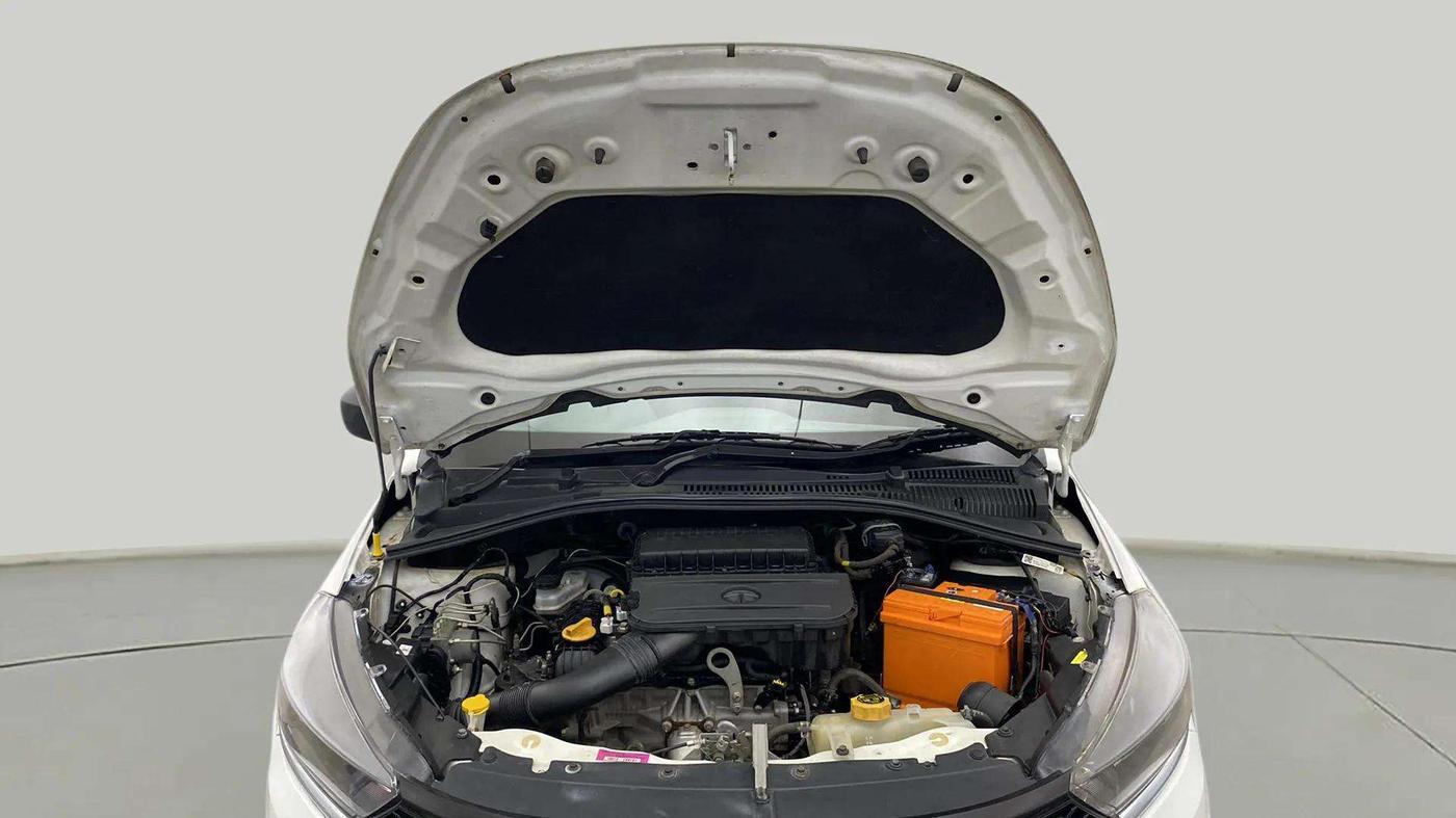 2021 Tata TIGOR XE PETROL, Petrol, Manual, 45,501 km, Open Bonet