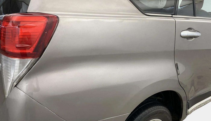 2018 Toyota Innova Crysta 2.4 VX 7 STR, Diesel, Manual, 98,512 km, Right quarter panel - Minor scratches