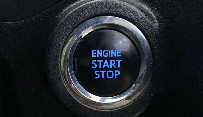 2018 Toyota Innova Crysta 2.4 VX 7 STR, Diesel, Manual, 98,512 km, Keyless Start/ Stop Button
