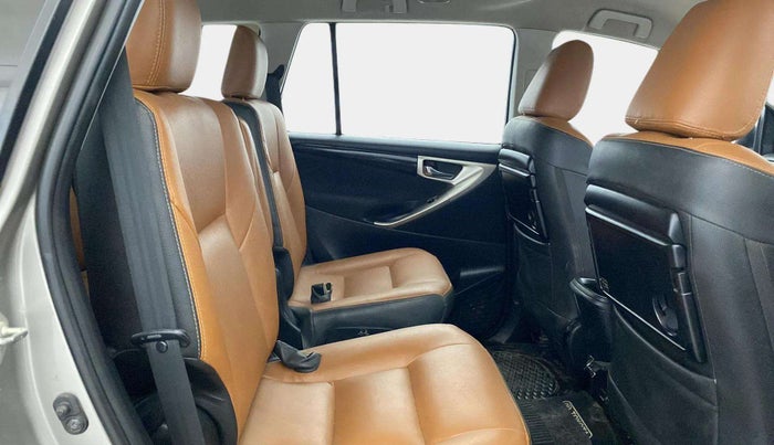 2018 Toyota Innova Crysta 2.4 VX 7 STR, Diesel, Manual, 98,512 km, Right Side Rear Door Cabin