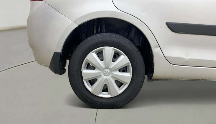 2013 Maruti Swift Dzire VXI, Petrol, Manual, 64,887 km, Right Rear Wheel