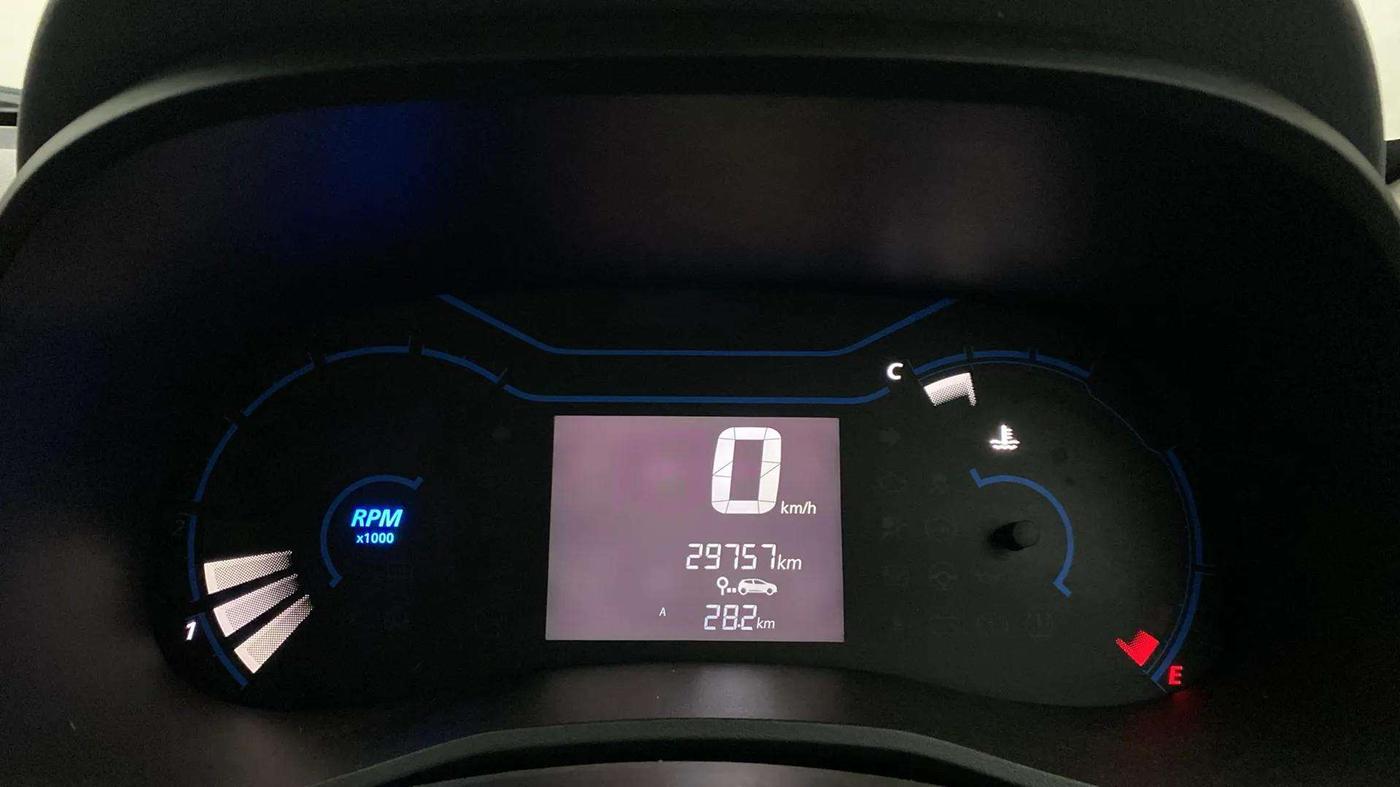 2021 Renault Kwid RXT 1.0 (O), Petrol, Manual, 29,847 km, Odometer Image