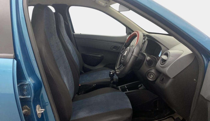 2021 Renault Kwid RXT 1.0 (O), Petrol, Manual, 29,749 km, Right Side Front Door Cabin