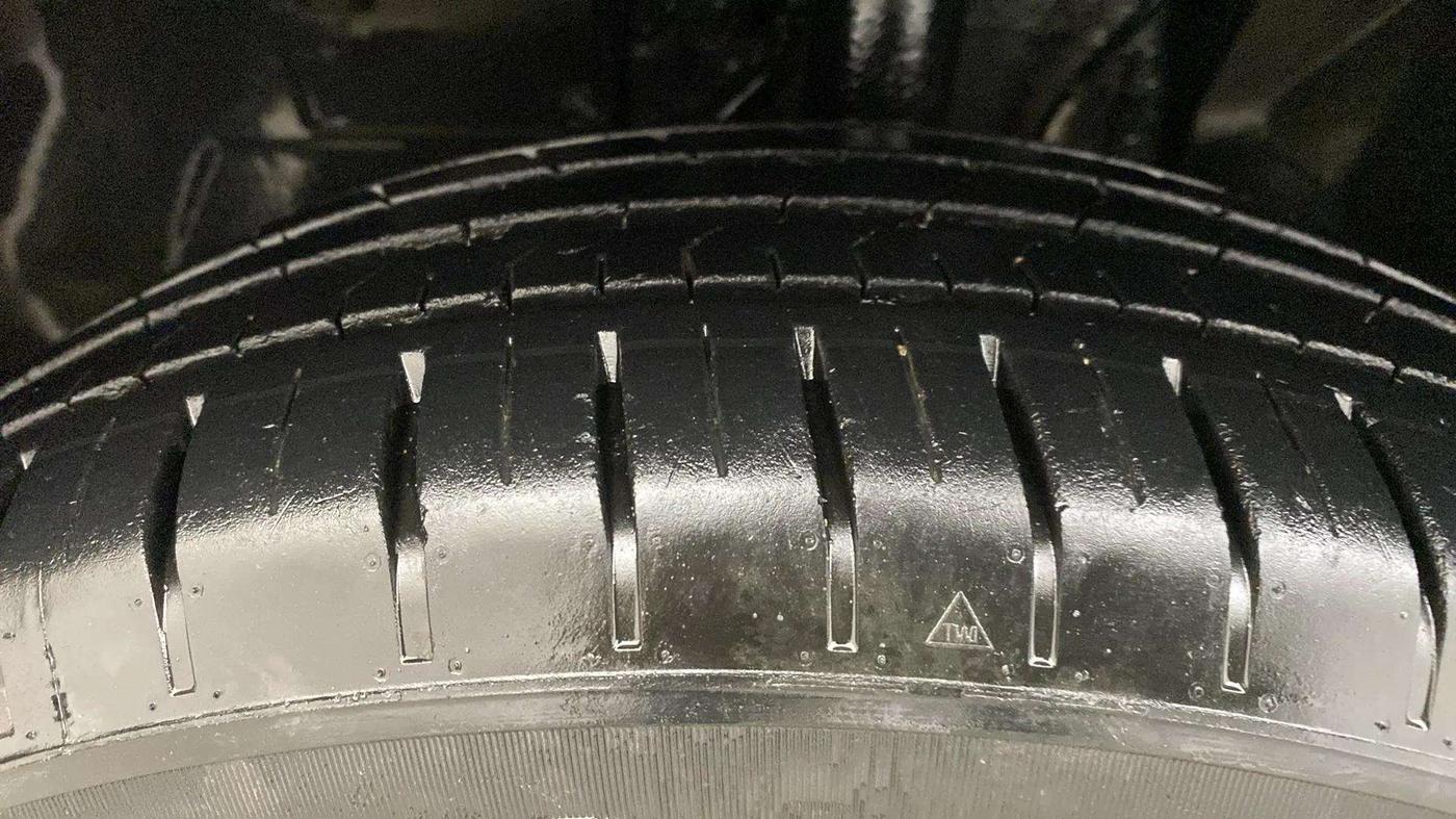2022 Tata PUNCH CREATIVE  AMT, Petrol, Automatic, 12,834 km, Left Front Tyre Tread