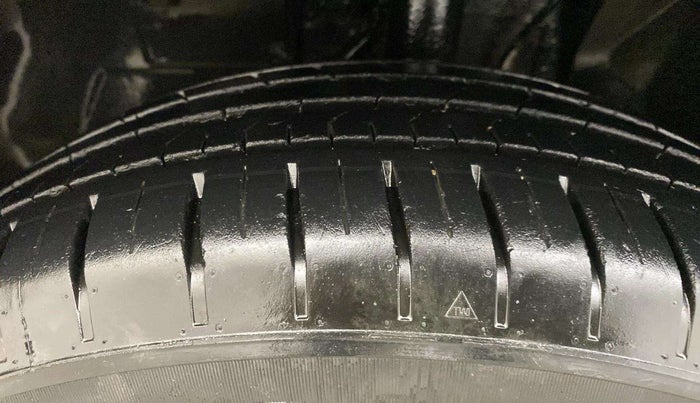 2022 Tata PUNCH CREATIVE  AMT, Petrol, Automatic, 12,834 km, Left Front Tyre Tread