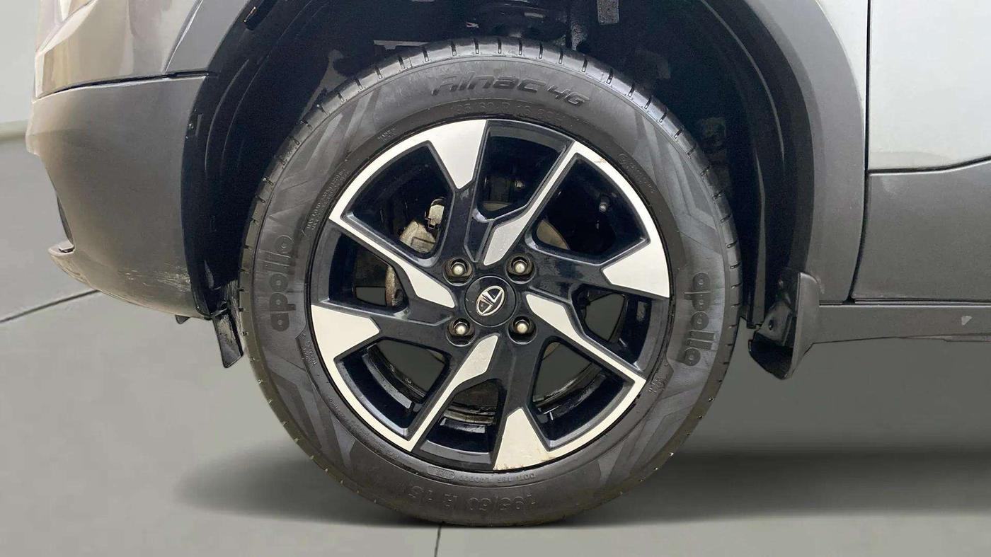 2022 Tata PUNCH CREATIVE  AMT, Petrol, Automatic, 12,834 km, Left Front Wheel