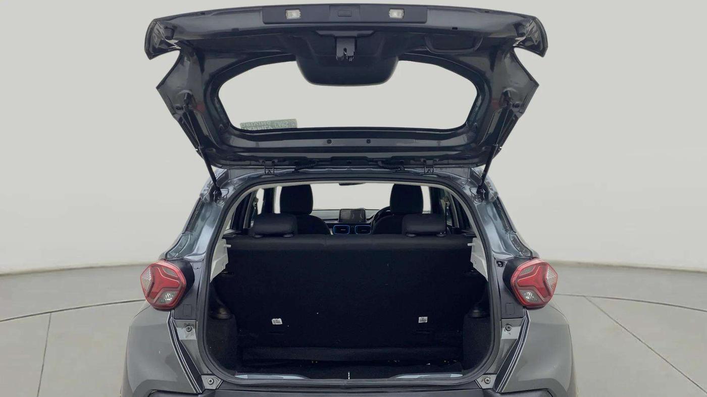 2022 Tata PUNCH CREATIVE  AMT, Petrol, Automatic, 12,834 km, Boot Door Open