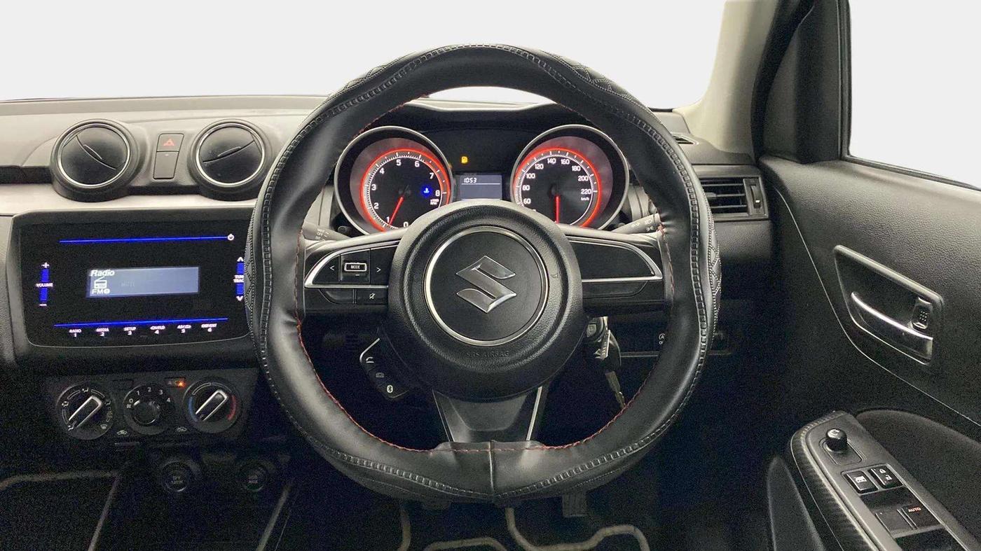 2022 Maruti Swift VXI, Petrol, Manual, 12,833 km, Steering Wheel Close Up