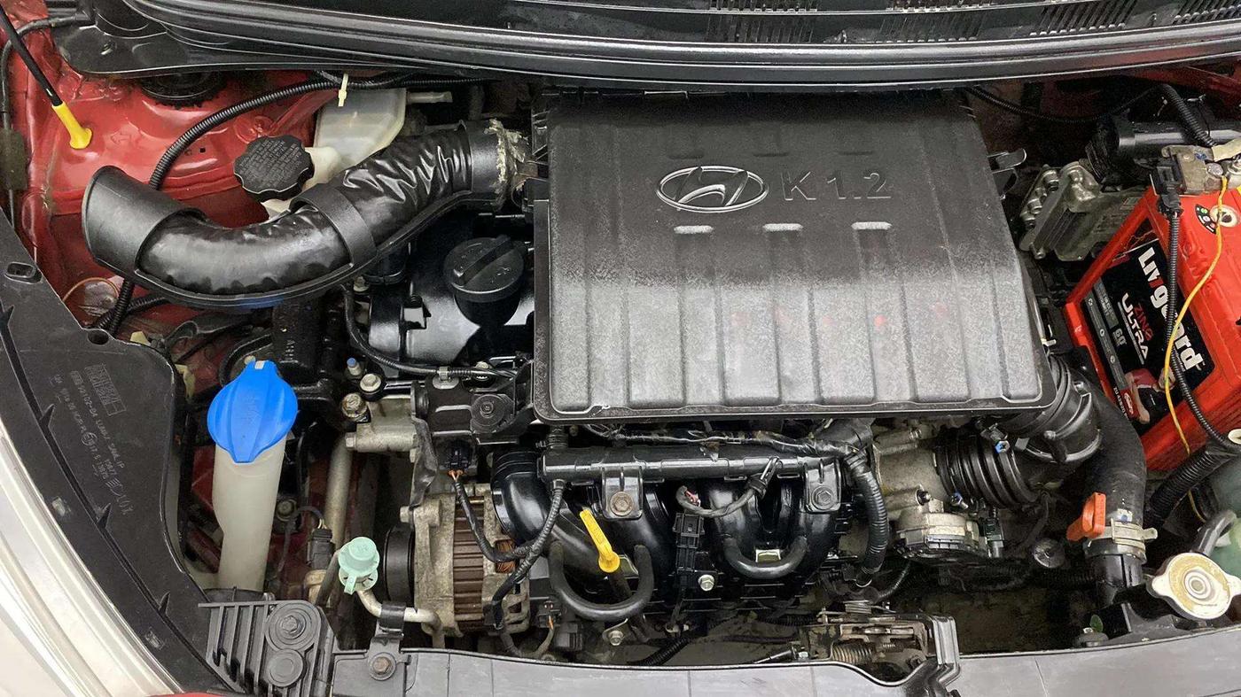 2017 Hyundai Grand i10 MAGNA AT 1.2 KAPPA VTVT, Petrol, Automatic, 41,624 km, Engine View - Right