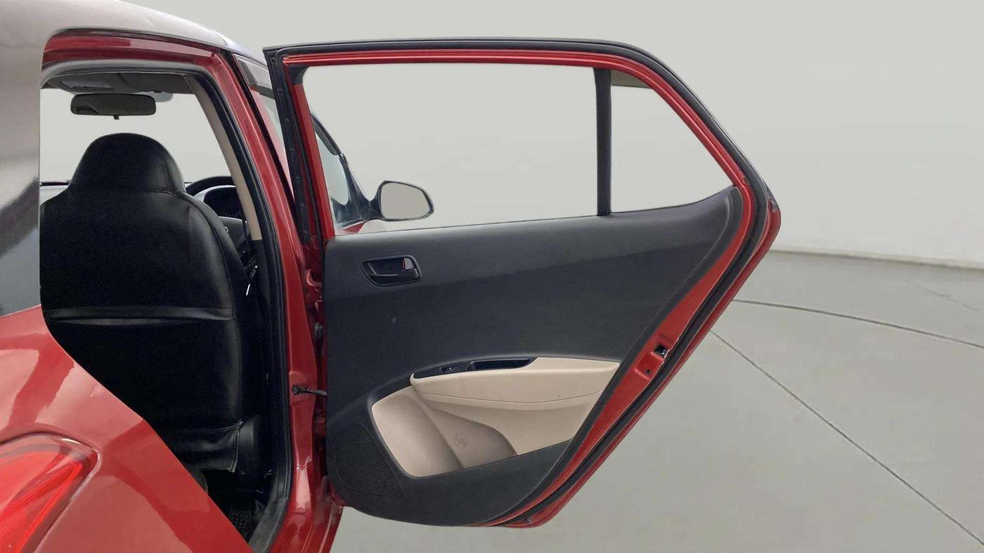 2017 Hyundai Grand i10 MAGNA AT 1.2 KAPPA VTVT, Petrol, Automatic, 41,624 km, RHS Rear Door