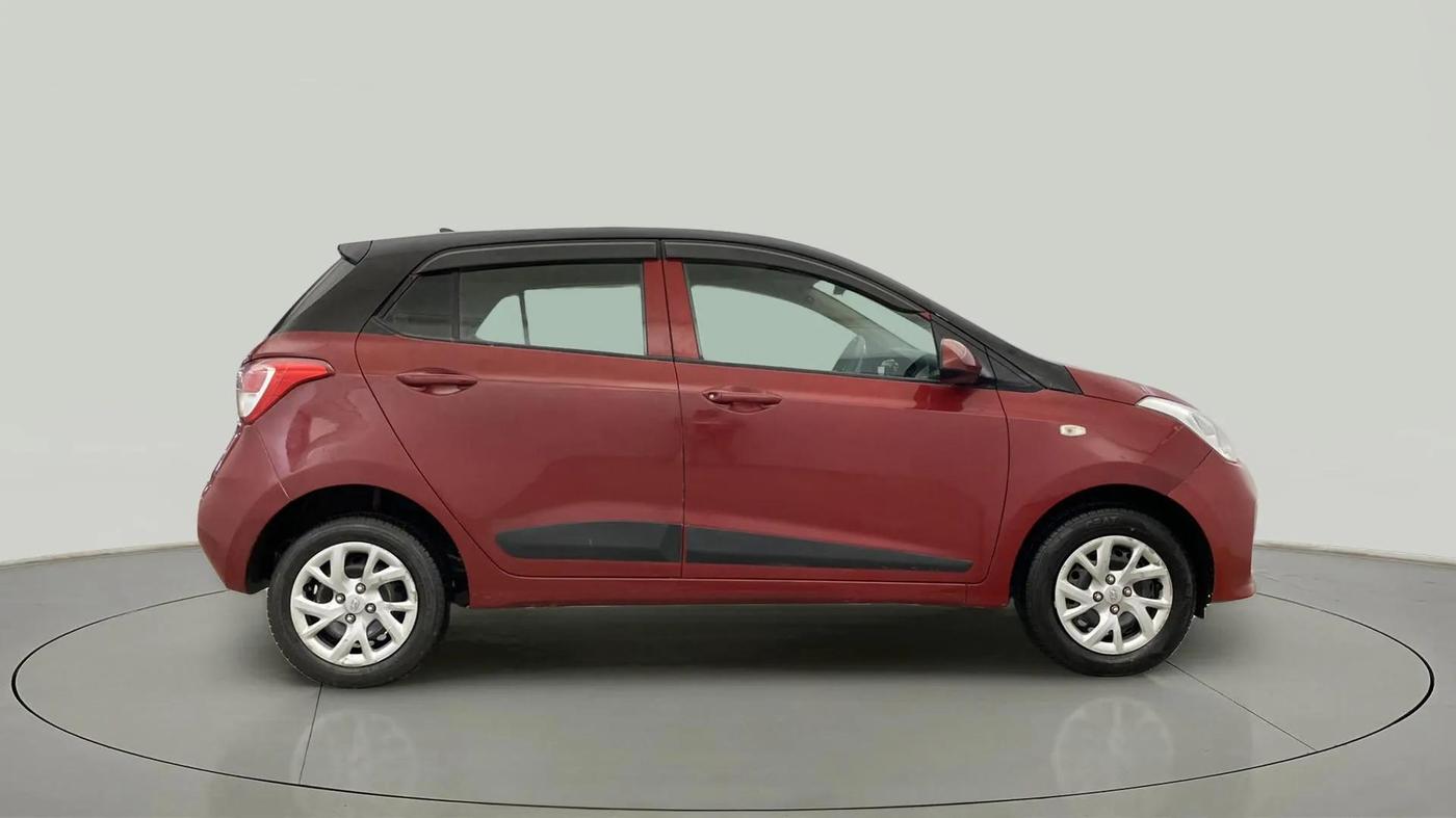 2017 Hyundai Grand i10 MAGNA AT 1.2 KAPPA VTVT, Petrol, Automatic, 41,624 km, Right Side View