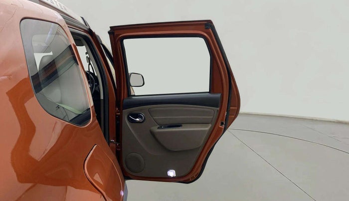 2018 Renault Duster 110 PS RXS 4X2 AMT DIESEL, Diesel, Automatic, 56,700 km, RHS Rear Door