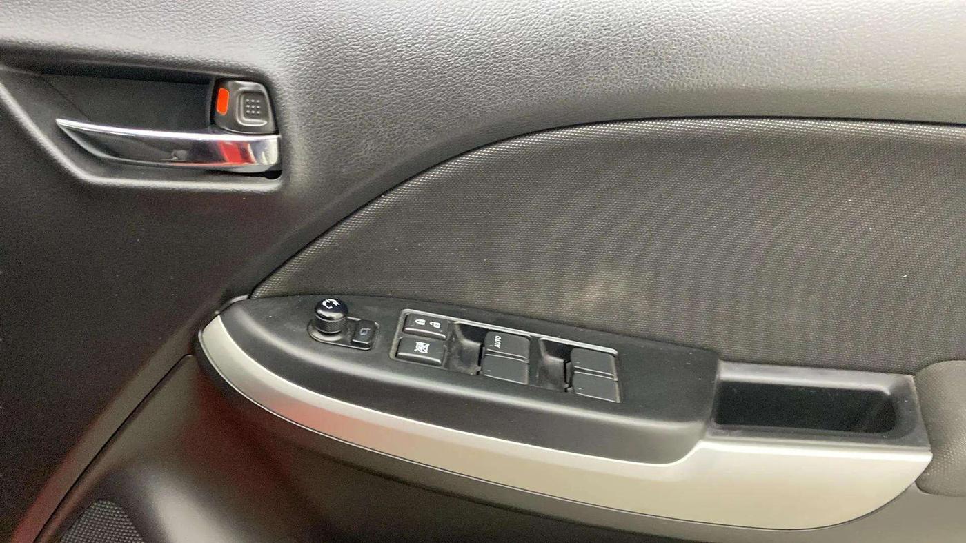 2018 Maruti Baleno DELTA PETROL 1.2, Petrol, Manual, 50,996 km, Driver Side Door Panels Control