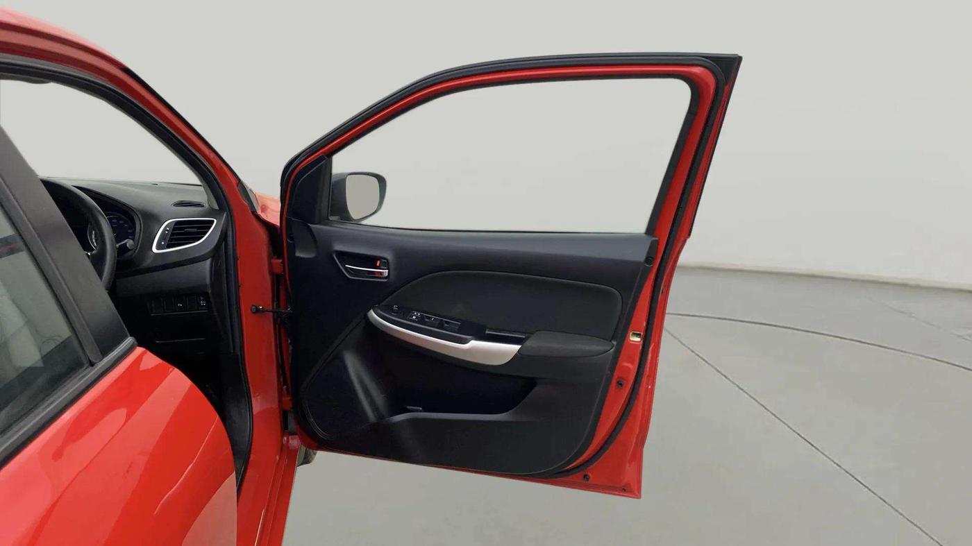 2018 Maruti Baleno DELTA PETROL 1.2, Petrol, Manual, 50,996 km, RHS Front Door