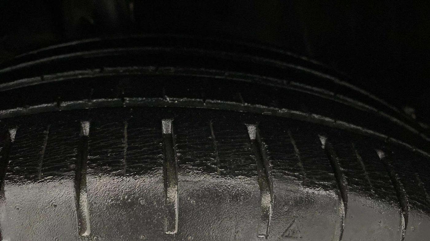 2018 Maruti Baleno ZETA CVT PETROL 1.2, Petrol, Automatic, 31,904 km, Left Front Tyre Tread