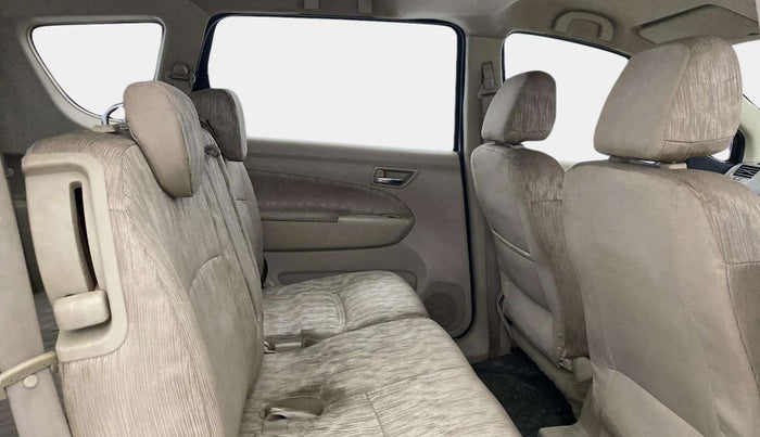 2013 Maruti Ertiga VXI, Petrol, Manual, 37,702 km, Right Side Rear Door Cabin