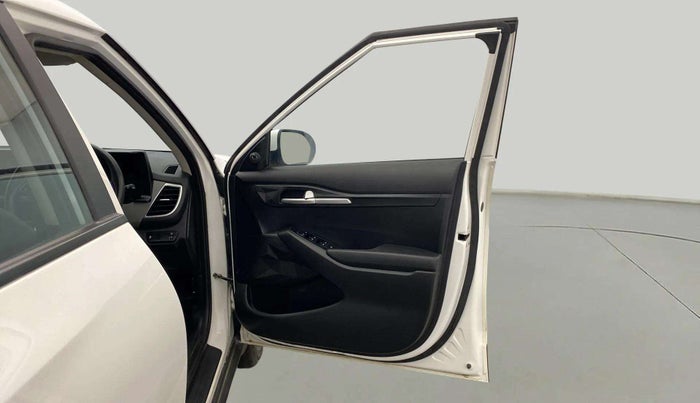 2022 KIA SELTOS HTE 1.5 DIESEL, Diesel, Manual, 46,778 km, RHS Front Door