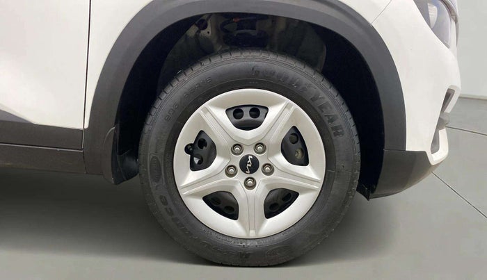2022 KIA SELTOS HTE 1.5 DIESEL, Diesel, Manual, 46,778 km, Right Front Wheel