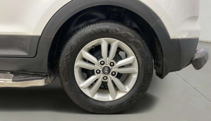2017 Hyundai Creta SX PLUS 1.6 PETROL, Petrol, Manual, 69,138 km, Left Rear Wheel