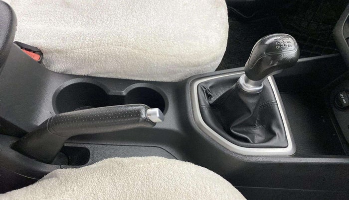 2017 Hyundai Creta SX PLUS 1.6 PETROL, Petrol, Manual, 69,138 km, Gear Lever