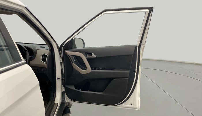 2017 Hyundai Creta SX PLUS 1.6 PETROL, Petrol, Manual, 69,138 km, RHS Front Door