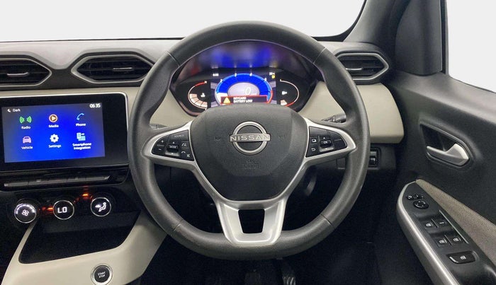 2022 Nissan MAGNITE XV MT, Petrol, Manual, 21,342 km, Steering Wheel Close Up