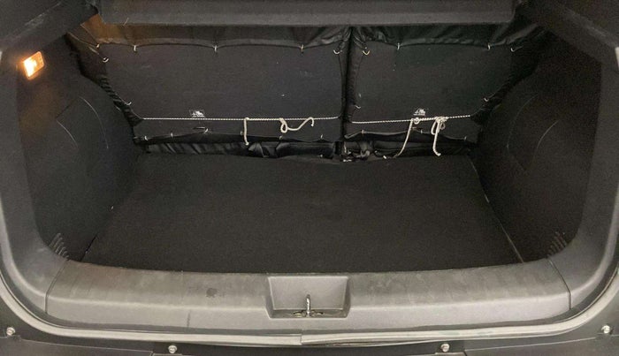2022 Nissan MAGNITE XV MT, Petrol, Manual, 21,342 km, Boot Open Zoomed View