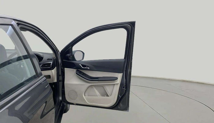 2022 Tata Tiago XZ PLUS PETROL, Petrol, Manual, 14,012 km, RHS Front Door