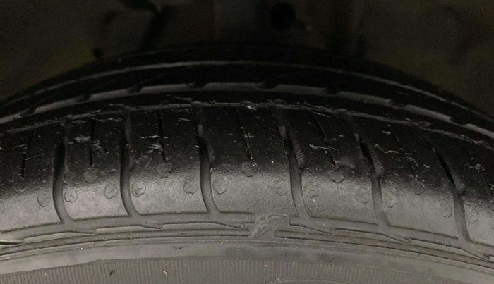 2022 Tata Tiago XZ PLUS PETROL, Petrol, Manual, 14,012 km, Right Front Tyre Tread