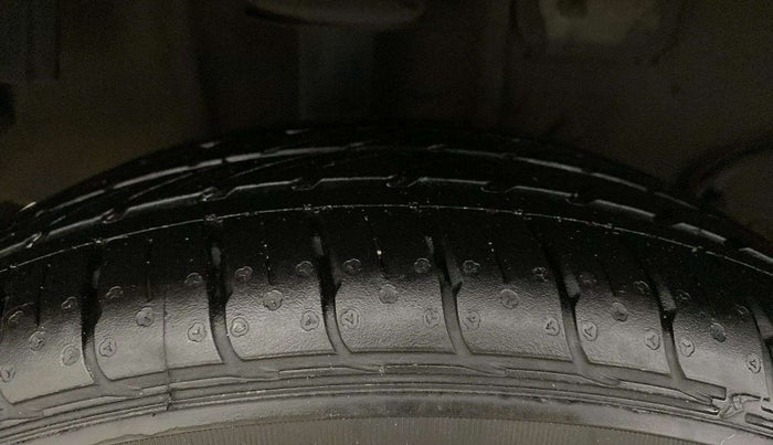2022 Tata Tiago XZ PLUS PETROL, Petrol, Manual, 14,012 km, Right Rear Tyre Tread