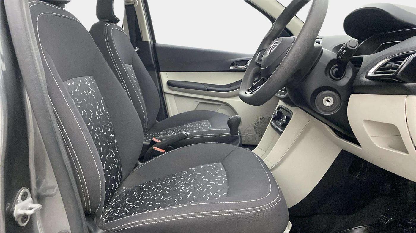 2022 Tata Tiago XZ PLUS PETROL, Petrol, Manual, 14,012 km, Right Side Front Door Cabin
