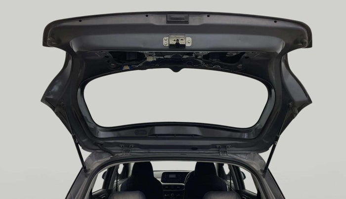 2022 Hyundai GRAND I10 NIOS MAGNA 1.2 KAPPA VTVT, Petrol, Manual, 15,661 km, Boot Door Open