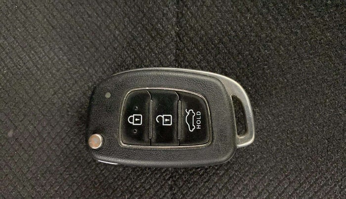 2022 Hyundai GRAND I10 NIOS MAGNA 1.2 KAPPA VTVT, Petrol, Manual, 15,661 km, Key Close Up