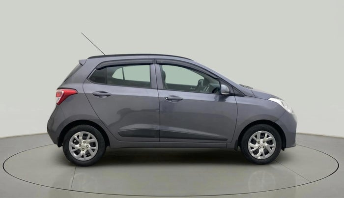 2018 Hyundai Grand i10 SPORTZ 1.2 KAPPA VTVT, Petrol, Manual, 41,400 km, Right Side View