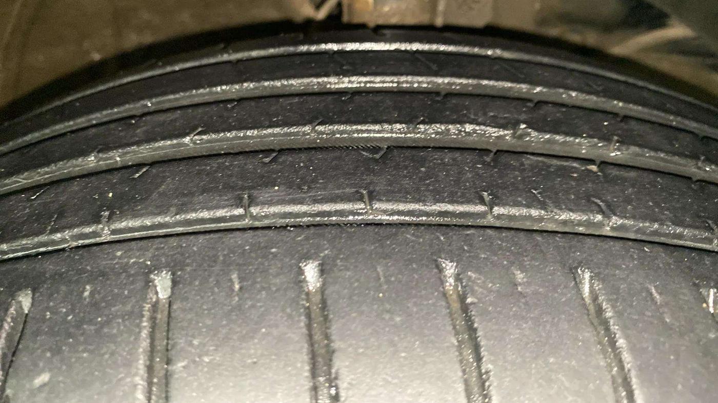 2020 Toyota Glanza V CVT, Petrol, Automatic, 55,302 km, Right Front Tyre Tread